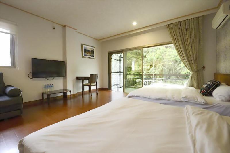 Love Home Garden Inn Nantou Exterior photo